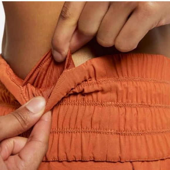 NWT • NIke • Women's Dri-FIT • Ultra High-Waisted, Loose Fit • 3" • Brief-Lined - Picture 4 of 9